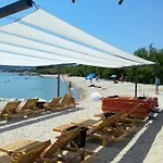 וילה Mendula Kaštela