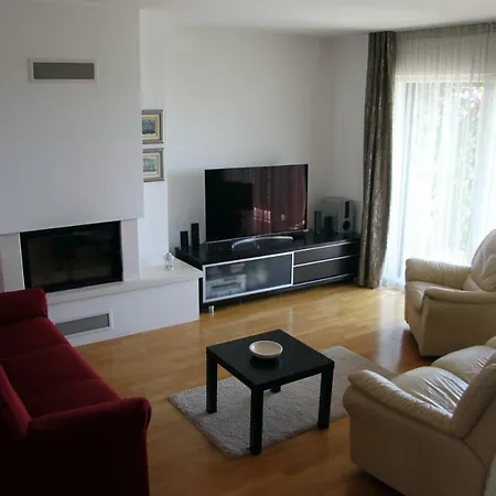 Villa Mendula Kastela