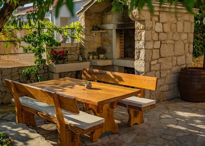 Βίλα Mendula Kaštela